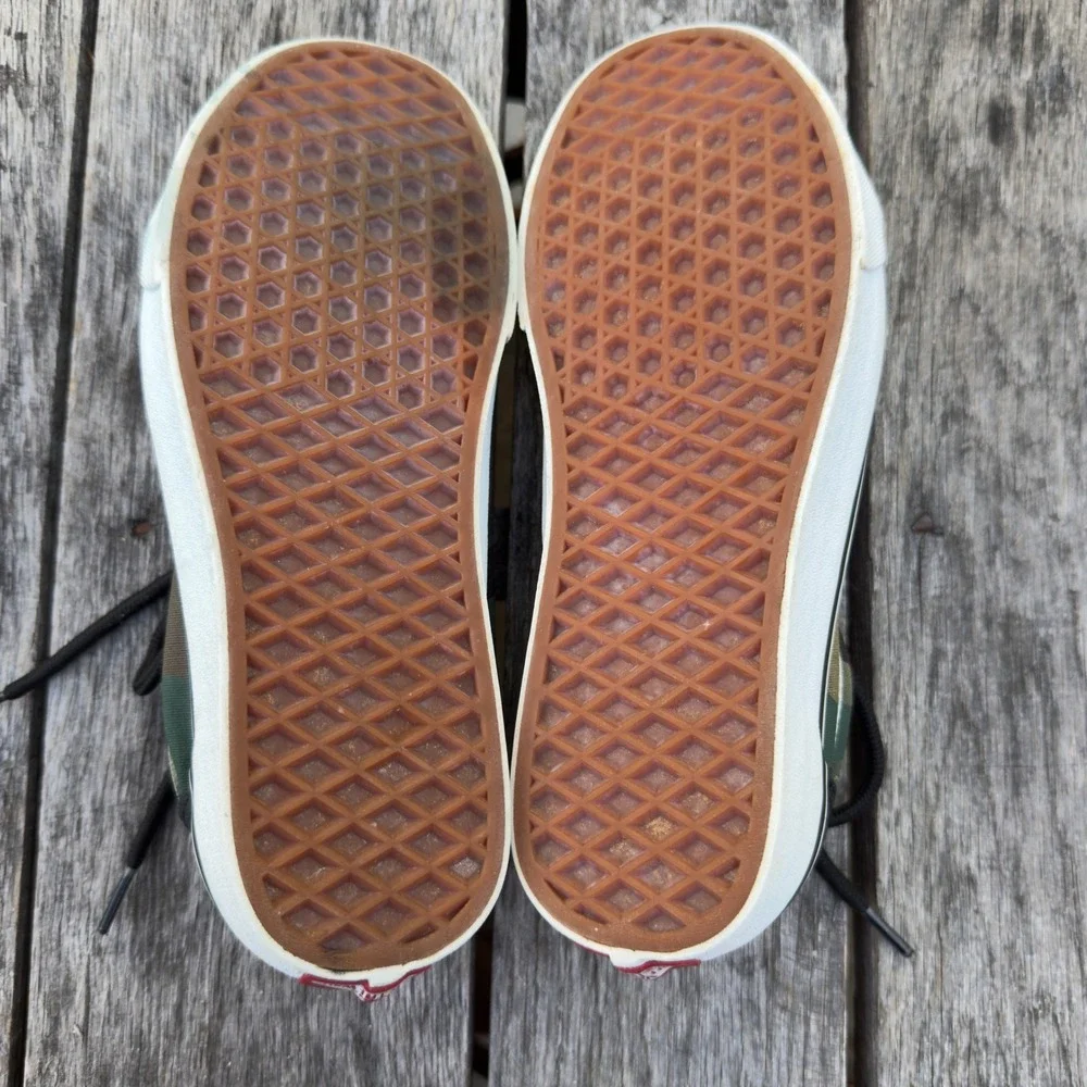 Vans Old Skool Camo Green‎ Suede Low Top Sneakers Mens 7.5 Women 9 500714